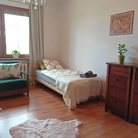 Przytulny Blisko Autostrady S3 I 6 Min Od Rynku Homestay szállás