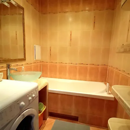 Przytulny Blisko Autostrady S3 I 6 Min Od Rynku Homestay szállás Legnica