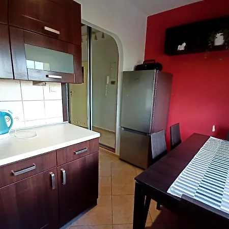 Przytulny Blisko Autostrady S3 I 6 Min Od Rynku Homestay szállás