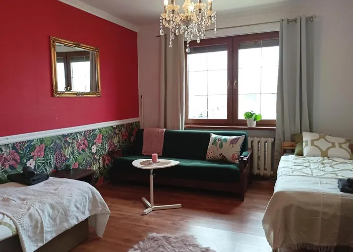 Przytulny Blisko Autostrady S3 I 6 Min Od Rynku * 웨그니차